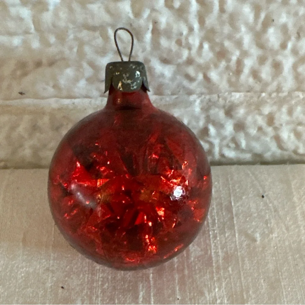 VINTAGE UNSILVERED RED TINSEL GLASS ORNAMENT USSR
